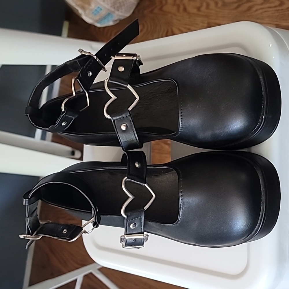 Women's Mary Jane Platform's Size 9